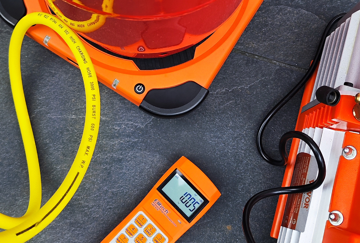 Charge de fluide R32 d'un bi-console DAIKIN à Chelles