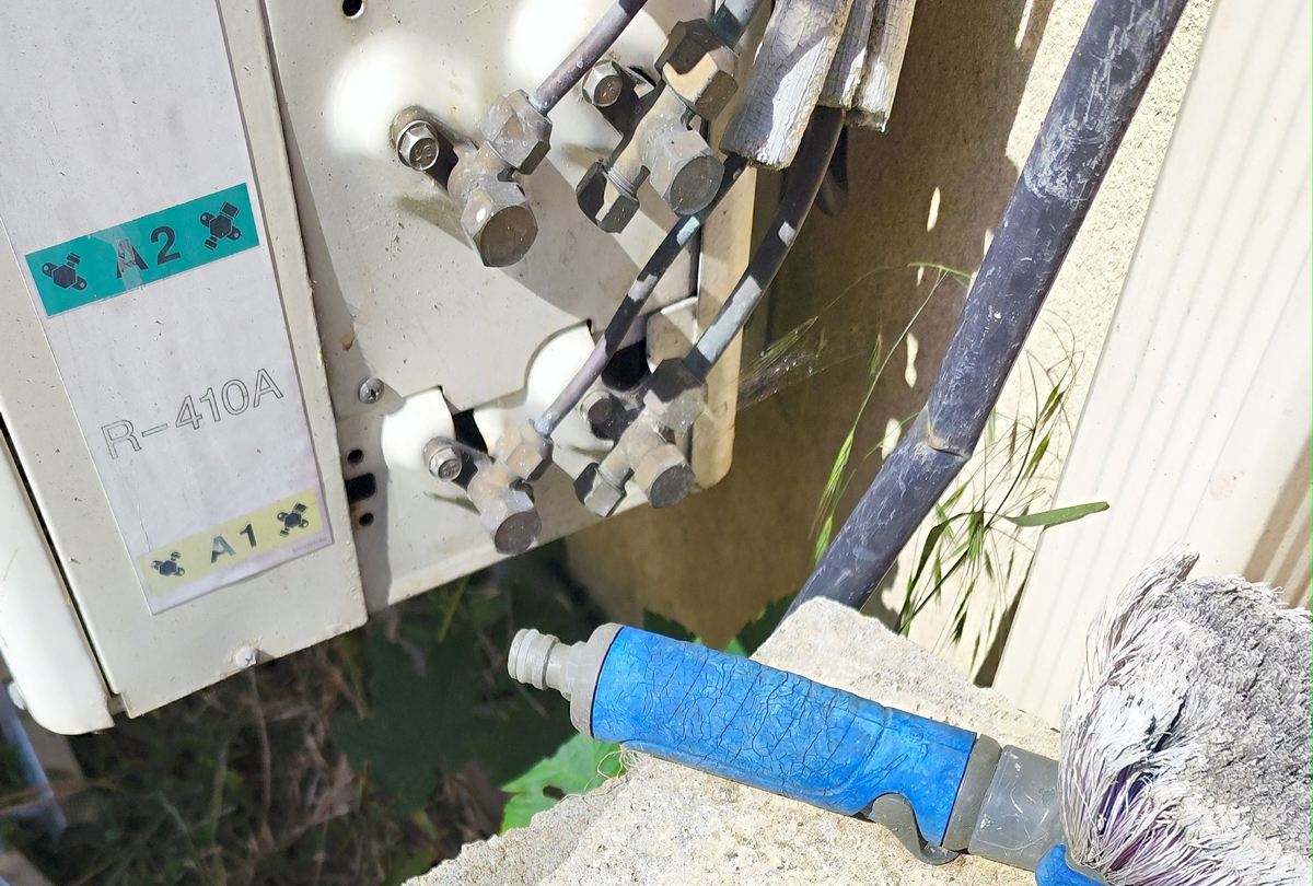 Dépannage d'un tri-splits CARRIER à Isles les Meldeuses (77440)