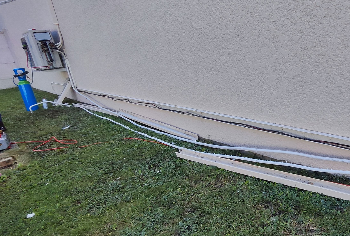 Dépannage et charge d'un tri-split DAIKIN à Longjumeau (91160)