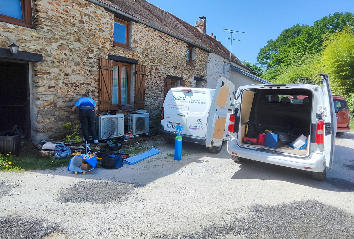 Installation d'un quintuple-splits DAIKIN à Favières (77220)