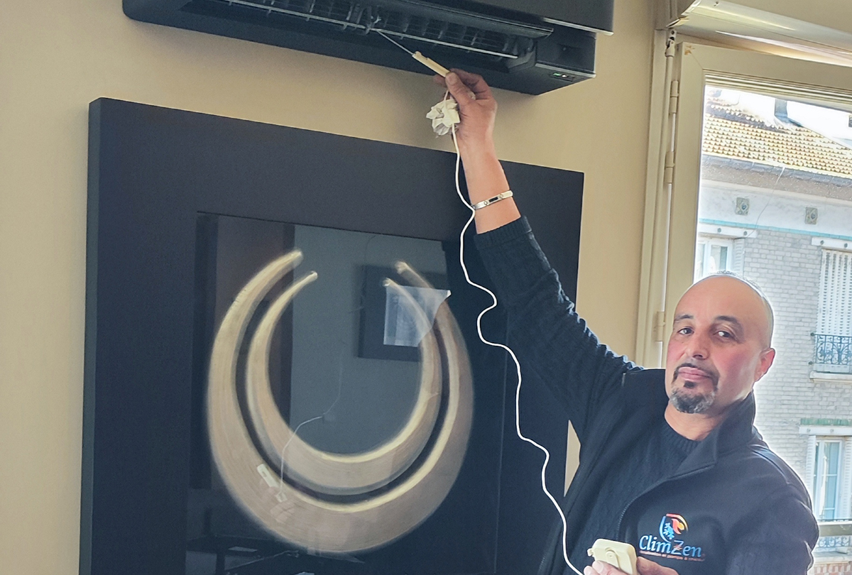 Maintenance préventive d'un mono-split DAIKIN Stylish à Charenton le Pont (94220)