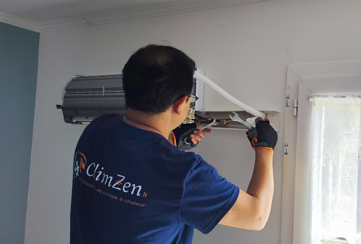 Mise en service de 2 bi-splits MITSUBISHI à Bussy Saint Georges (77600)