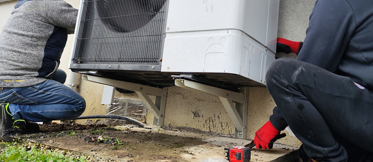Dépannage PAC air-eau MITSUBISHI - déplacement du groupe extérieur à Crécy la Chapelle (77580)