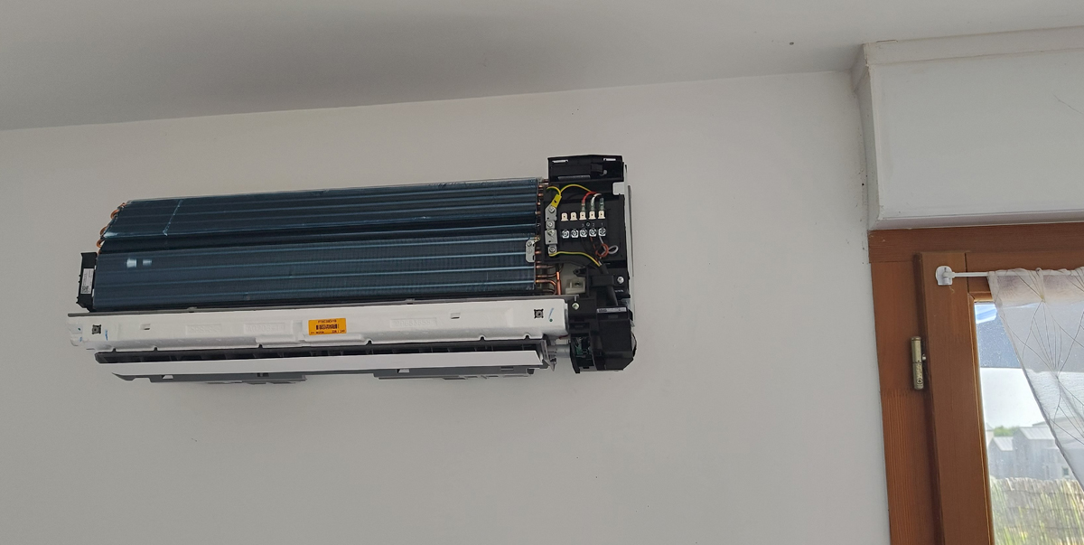 Installation mono-split_DAIKIN dans un appartement à Bussy Saint Georges 77600