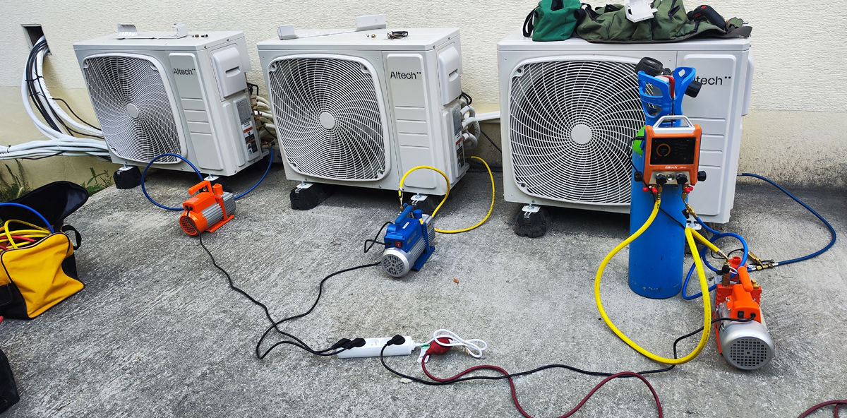 Mise en service 3 Trisplits 1 Bisplits et 1monosplit ALTECH à Montévrain