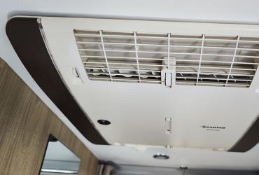 Dépannage d'un climatiseur Truma Aventa dans une caravane