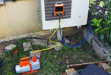 Dépannage d'un tri-splits CARRIER à Isles les Meldeuses (77440)