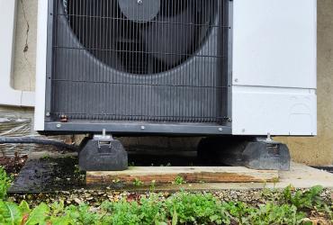 Dépannage PAC air-eau MITSUBISHI - déplacement du groupe extérieur à Crécy la Chapelle (77580)